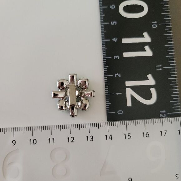 Earrings Silver Tone Green Crystal Clip On Earrings #0086 - Picture 7 of 10